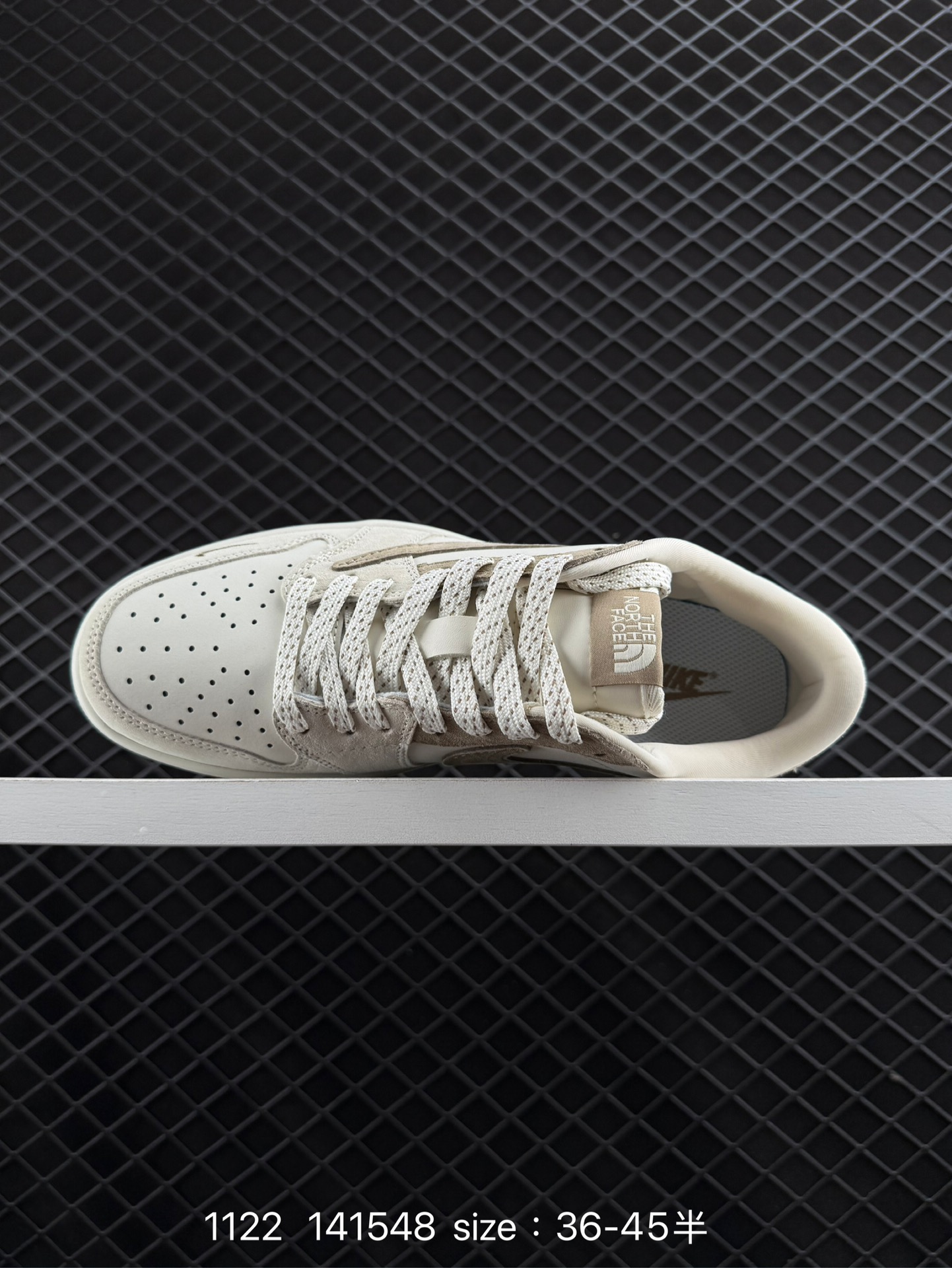 Travis Scott x Air Jordan 1 ” Reverse Mocha “